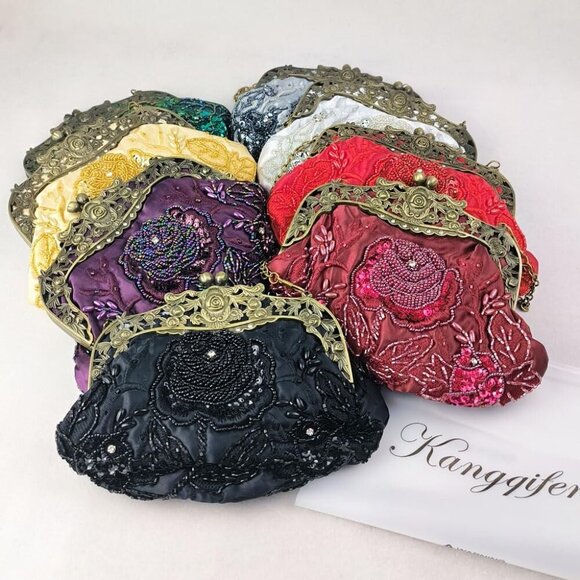 Women's Vintage Beaded Sequin Flower Evening Handbags - Picture 3 of 4